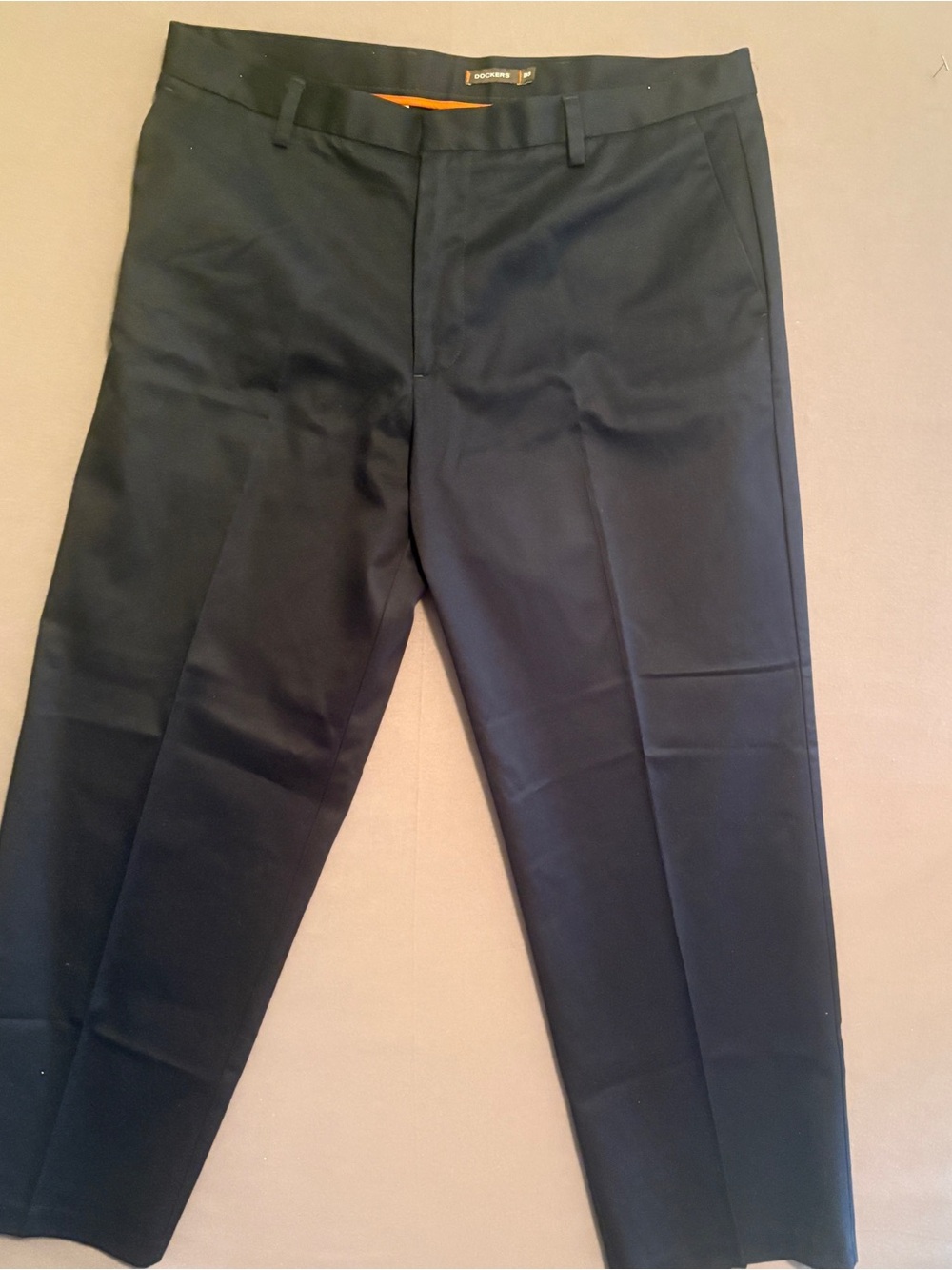 Dockers Men’s D3 Classic Fit Khaki Pants 38x30 Flat Front EUC